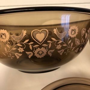 Pyrex festive harvest pattern set of 3 mixing bowl